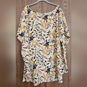 Women's Ava & Viv Plus Size Floral top